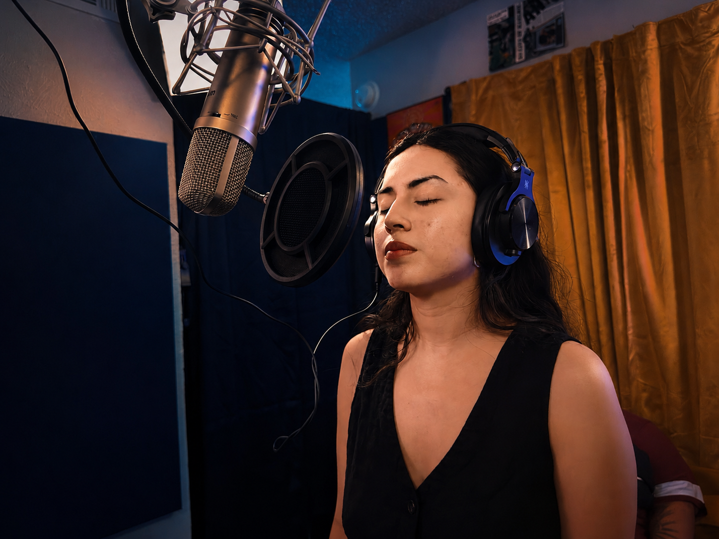 Vocal session at Intrisio