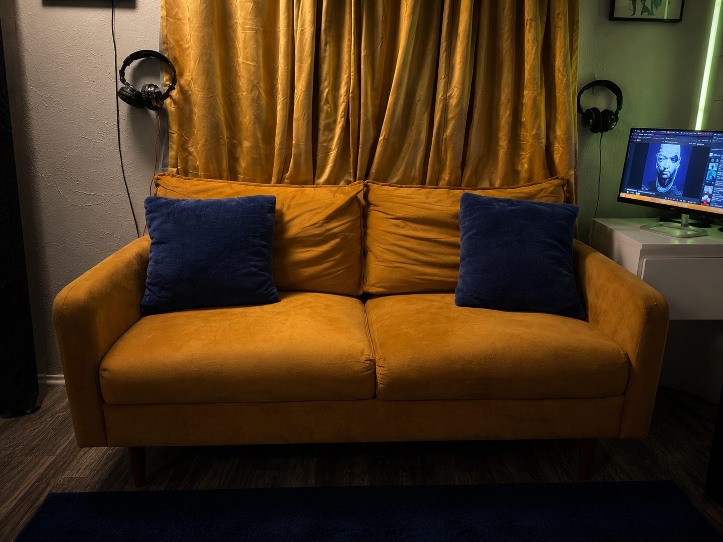 The Intrisio Studios lounge